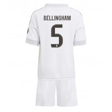 Real Madrid Jude Bellingham #5 Hjemmebanetrøje Børn 2025-26 Kortærmet (+ Korte bukser)